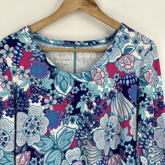 T By Talbots Shirt Size Medium Womens Blue Pink Floral Pullover Top UPF 50+ Tee - Picture 2 of 6
